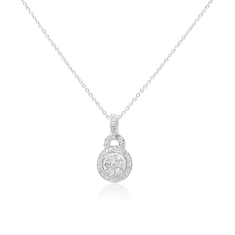 Women’s chunky chain necklaces-Diamond Cluster Pendant With Halo