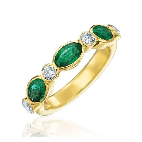 Women’s vintage diamond engagement rings-Marbella Emerald and Diamond Alternating Band in 18K Yellow Gold, Size 7