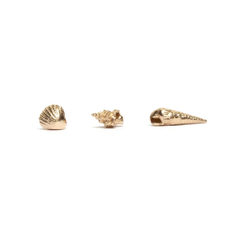 Women’s statement stud earrings-Gold Coastline Stud Earrings