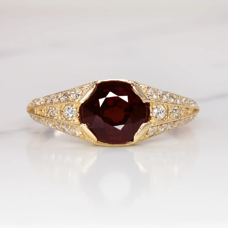 Women’s engagement rings with a twist-RED SPINEL DIAMOND COCKTAIL RING VINTAGE STYLE YELLOW GOLD  ROUND CUT NATURAL