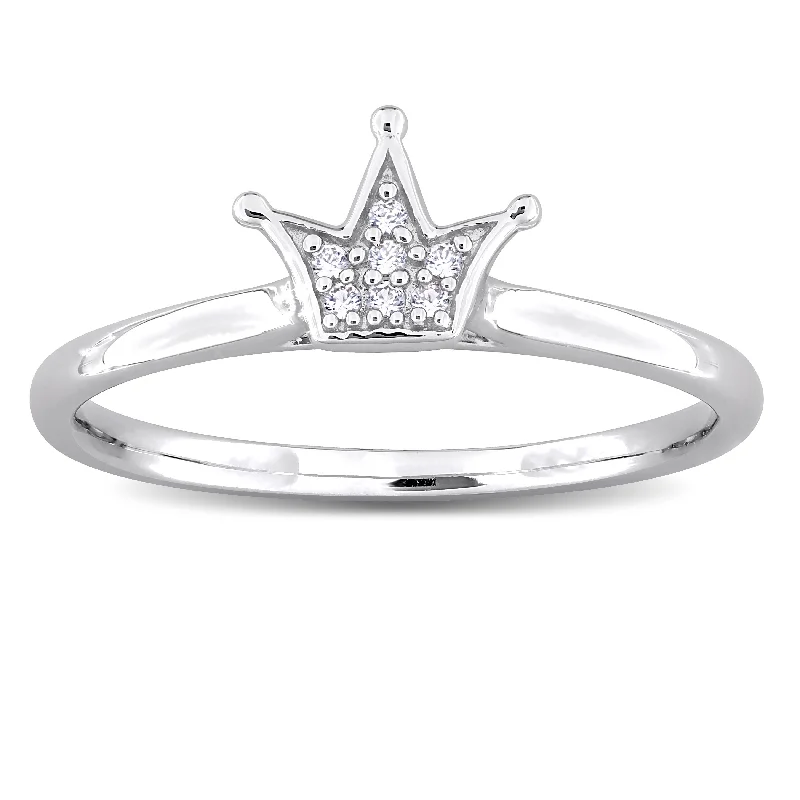 Women’s classic wedding rings-Miadora Created White Sapphire Cluster Crown Ring in Sterling Silver