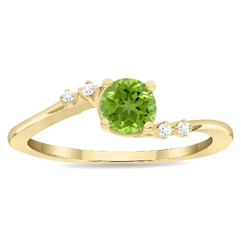 Women’s polished rings-Women's Round Shaped Peridot and Diamond Tierra Ring in 10K Yellow Gold