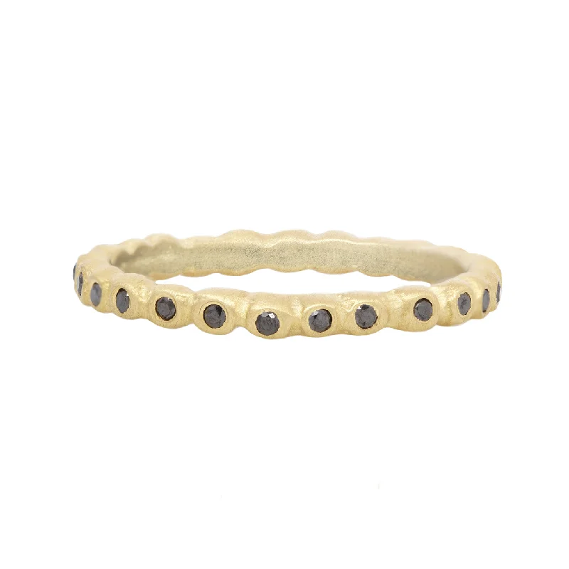 Women’s cocktail gemstone rings-Pebble eternity ring in black