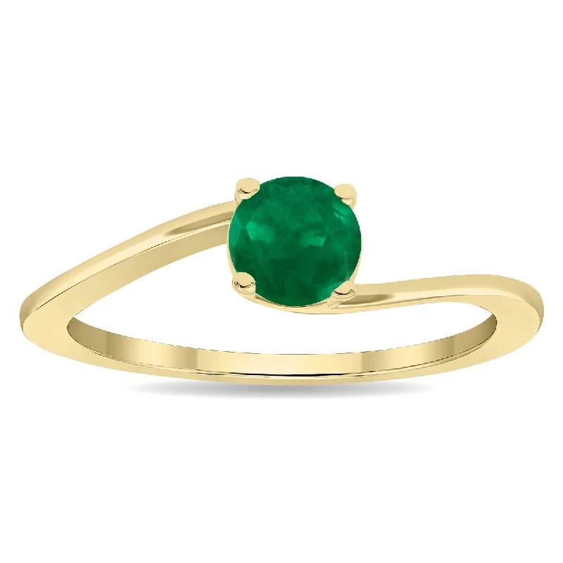 Women’s unique wedding rings-Women's Round Shaped Solitaire Emerald Wave Ring in 10K Yellow Gold