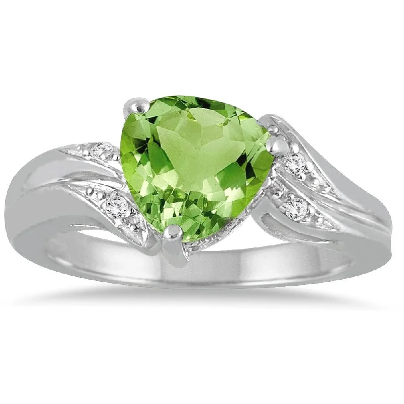 Women’s vintage rings-2 1/4 Carat Trillion Cut Peridot and Diamond Ring in 10K White Gold