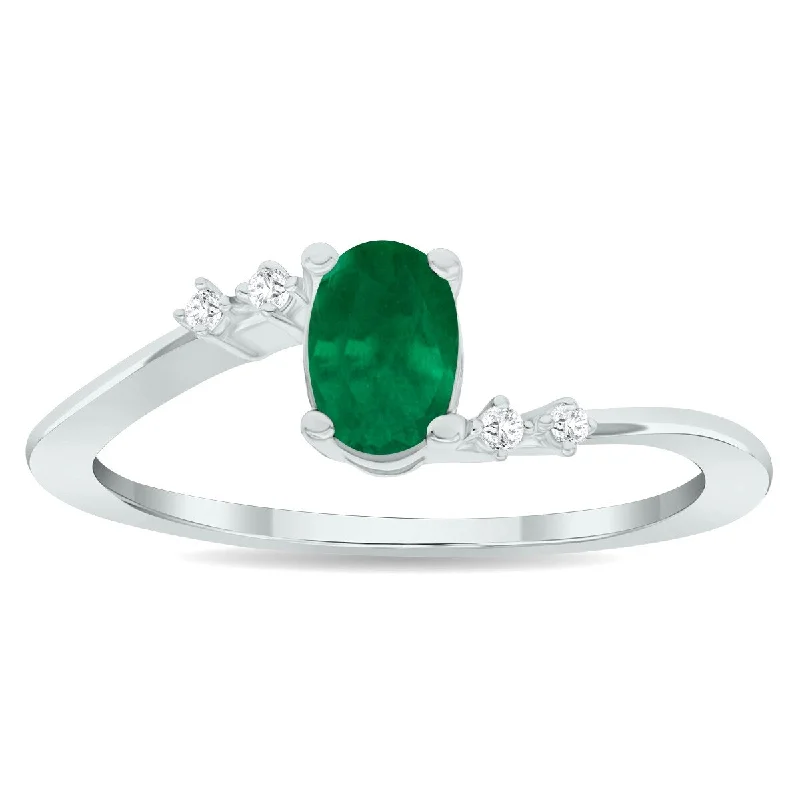 Women’s unique wedding rings-Women's Emerald and Diamond Tierra Ring in 10K White Gold