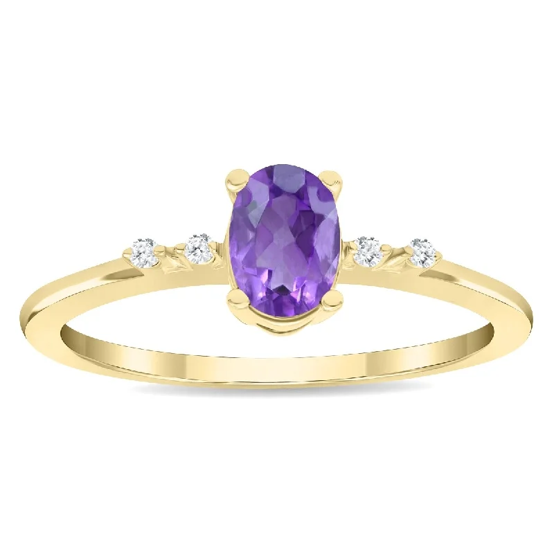 Women’s diamond wedding bands-Women's Oval Shaped Amethyst and Diamond Sparkle Ring in 10K Yellow Gold