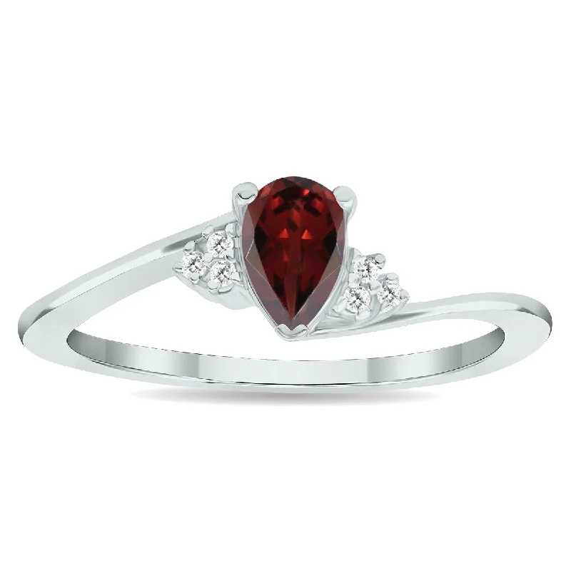 Women’s sapphire rings-Women's Garnet and Diamond Tierra Ring in 10K White Gold